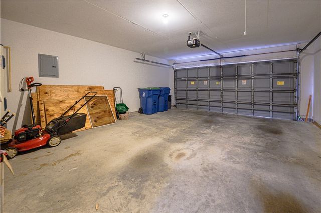 156 Whistlers Cove Road, Rockport, TX 78382