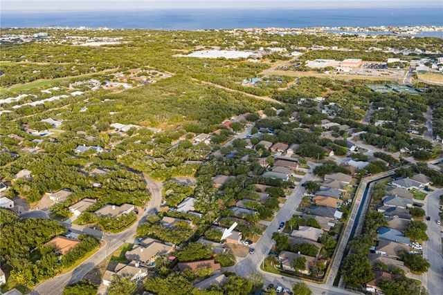 156 Whistlers Cove Road, Rockport, TX 78382