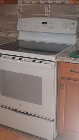 1333 BENDER AVENUE, Holly Hill, FL 32117