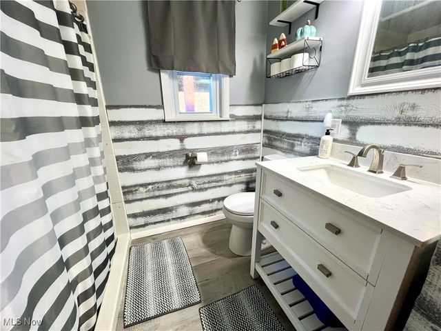 3844 Marlamont Way, Weirton, WV 26062