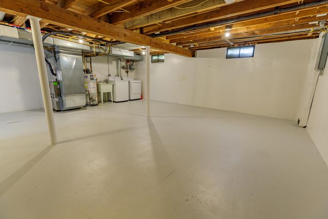 895 Starwick Drive, Ann Arbor, MI 48105