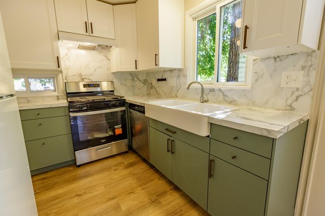 895 Starwick Drive, Ann Arbor, MI 48105