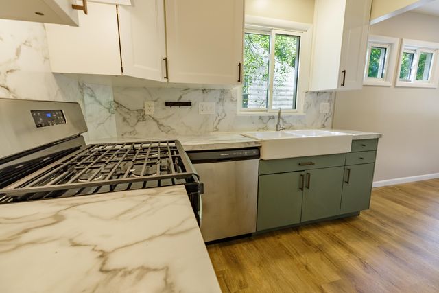 895 Starwick Drive, Ann Arbor, MI 48105