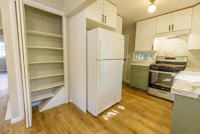 895 Starwick Drive, Ann Arbor, MI 48105