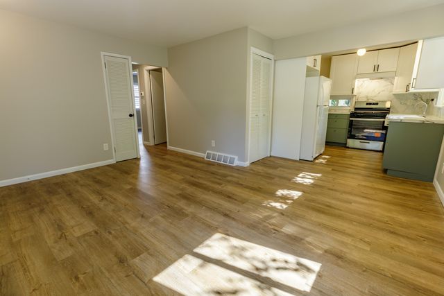 895 Starwick Drive, Ann Arbor, MI 48105
