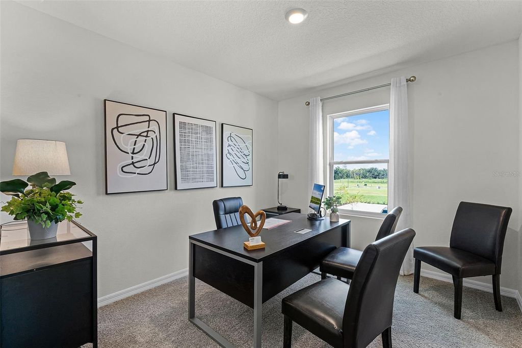 Image 10 of property listing at 14385 CANVAS STREET, Orlando, FL 32824