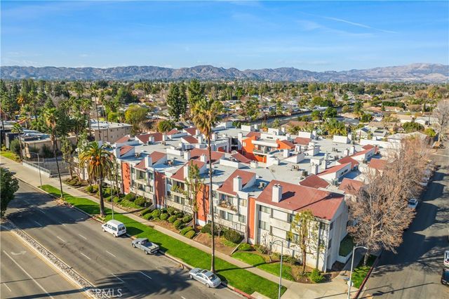 7211 Cozycroft 19, Winnetka, CA 91306