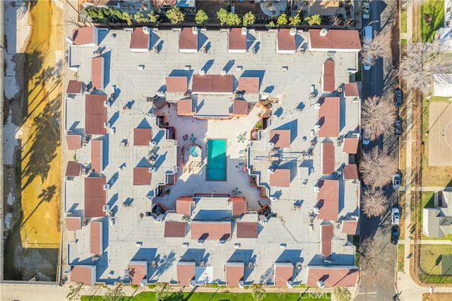 7211 Cozycroft 19, Winnetka, CA 91306