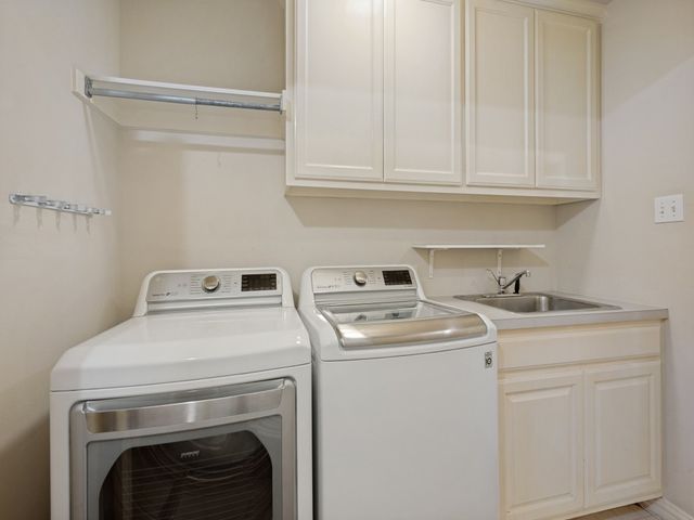 9703 Raven Lane, Irving, TX 75063
