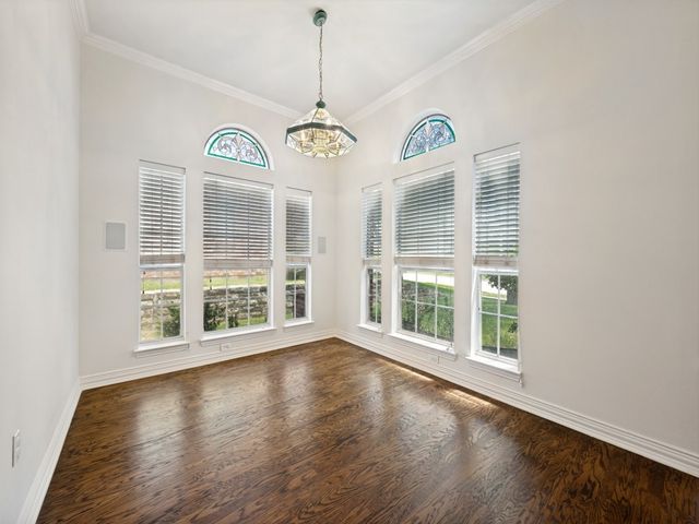 9703 Raven Lane, Irving, TX 75063