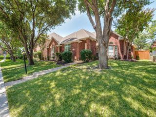 9703 Raven Lane, Irving, TX 75063