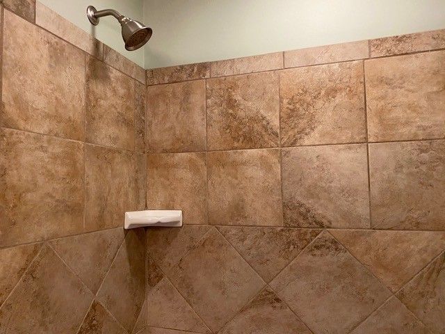 472 Manley Dr, Nashville, TN 37220