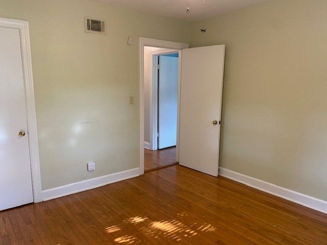 472 Manley Dr, Nashville, TN 37220