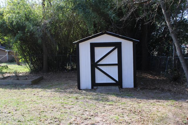 28 Springfield Road, Beaufort, SC 29907