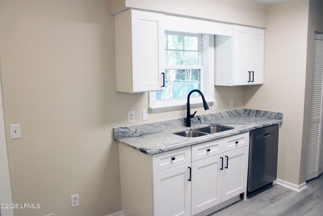 28 Springfield Road, Beaufort, SC 29907