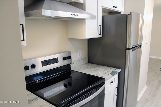 28 Springfield Road, Beaufort, SC 29907