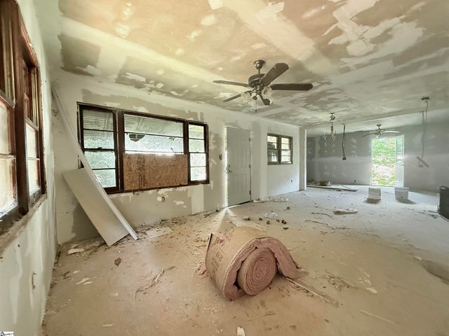 104 Cabot Court, Spartanburg, SC 29306