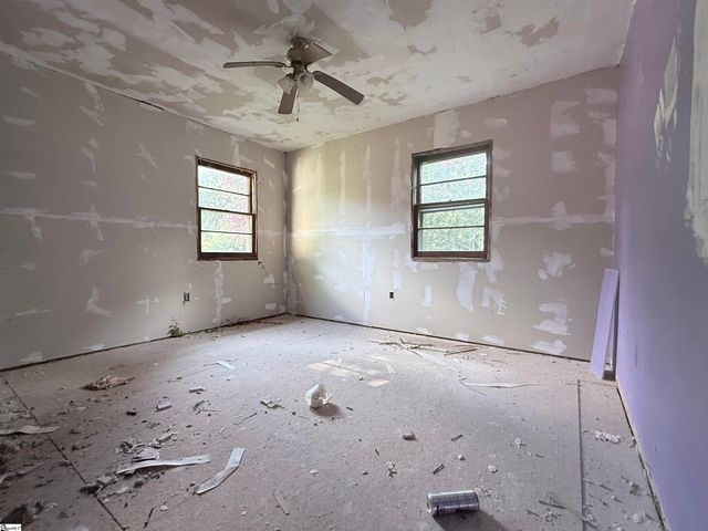104 Cabot Court, Spartanburg, SC 29306
