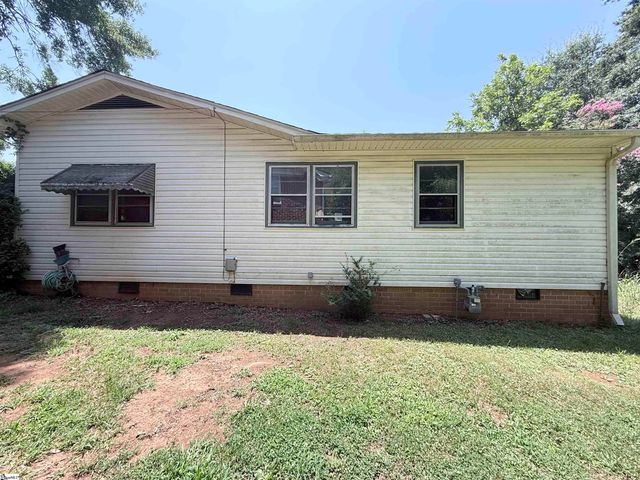 104 Cabot Court, Spartanburg, SC 29306