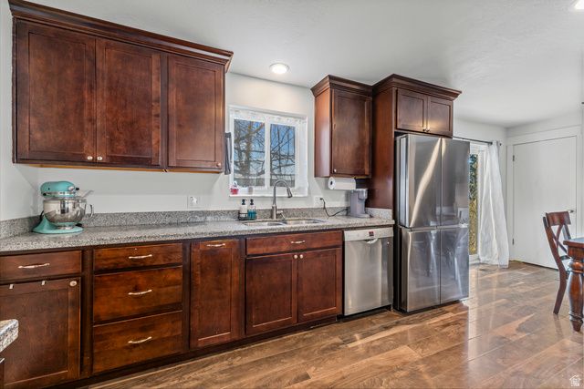 44 S ASTOR LN, Elk Ridge, UT 84651