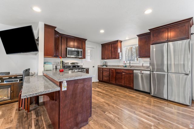 44 S ASTOR LN, Elk Ridge, UT 84651