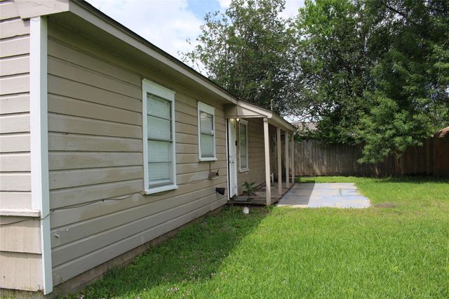 13307 Force Street, Houston, TX 77015