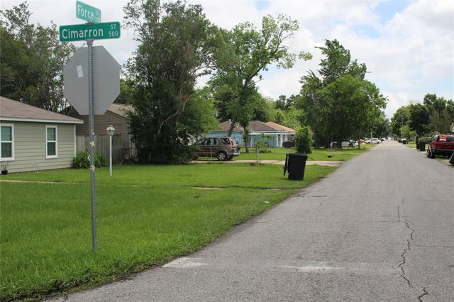 13307 Force Street, Houston, TX 77015