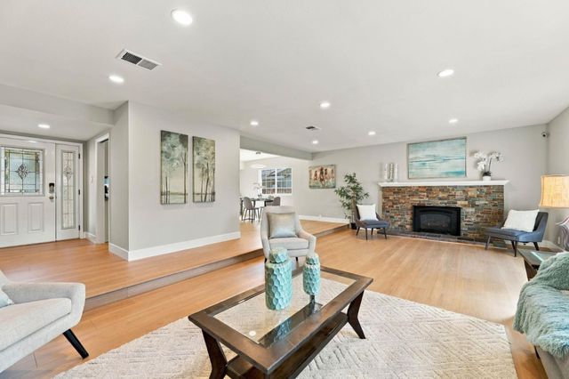 2889 Rosario, San Jose, CA 95132