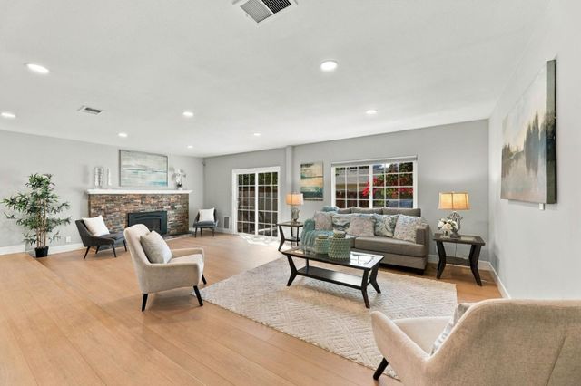 2889 Rosario, San Jose, CA 95132