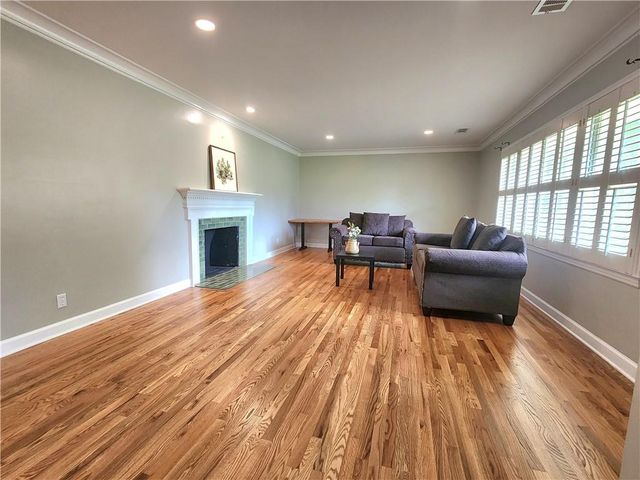 8 Highland Lane, Cartersville, GA 30120