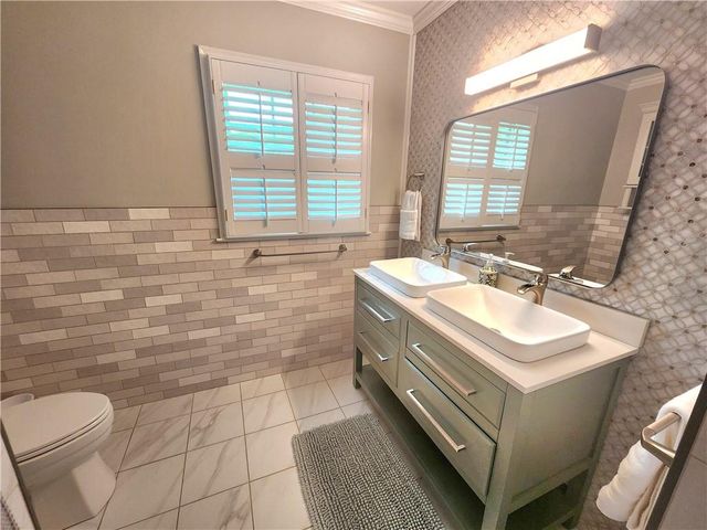 8 Highland Lane, Cartersville, GA 30120