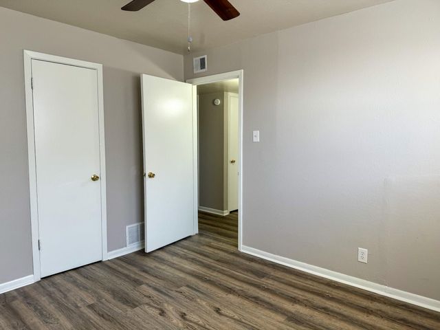 2102 5th Avenue N 7, Texas City, TX 77590