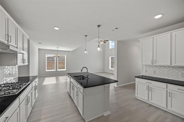 648 Canadian Trail, Dayton, TX 77535