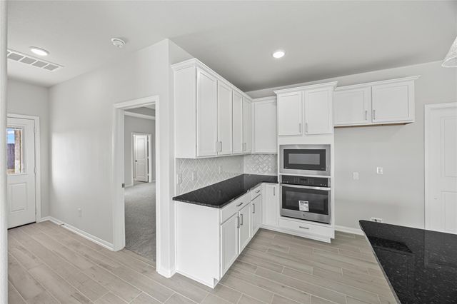 648 Canadian Trail, Dayton, TX 77535