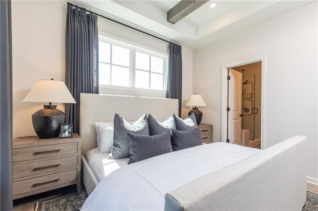 978 Bibbs Circle 16, Atlanta, GA 30318