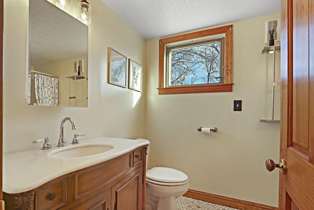 9105 Gittings ROAD, Mount Pleasant, WI 53406