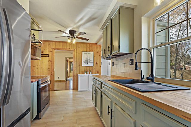 9105 Gittings ROAD, Mount Pleasant, WI 53406