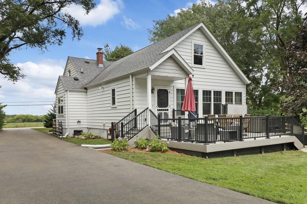 9105 Gittings ROAD, Mount Pleasant, WI 53406