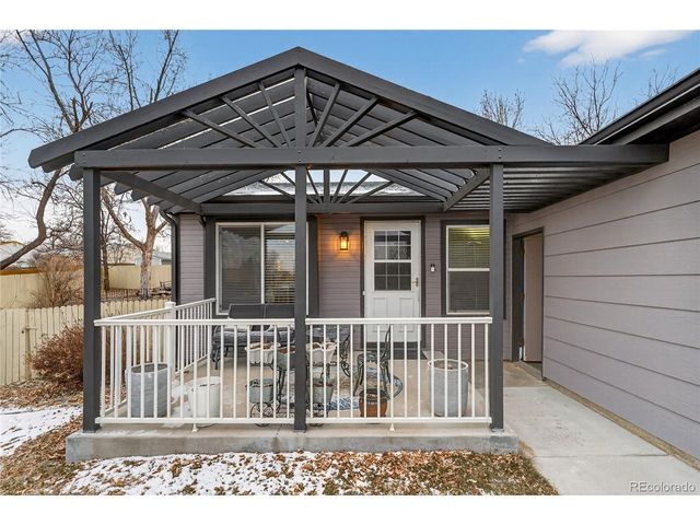 4890 S Holland Ct, Littleton, CO 80123