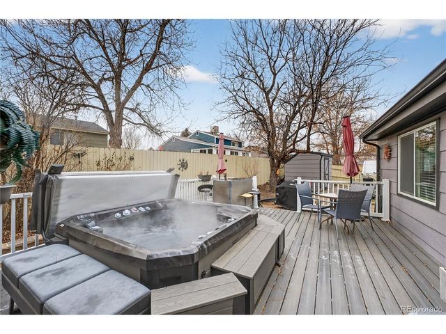 4890 S Holland Ct, Littleton, CO 80123