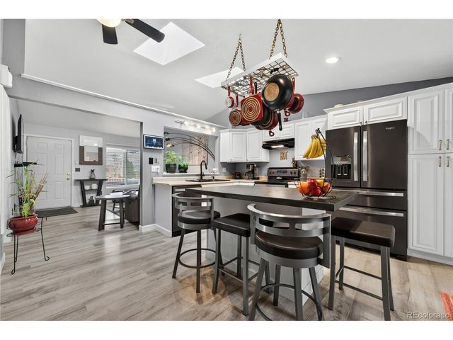 4890 S Holland Ct, Littleton, CO 80123