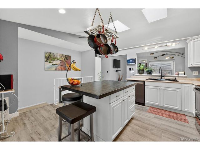 4890 S Holland Ct, Littleton, CO 80123