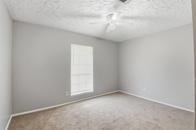 6015 Knotty Post Lane, Spring, TX 77373