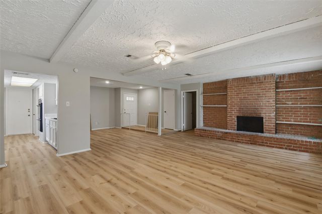 6015 Knotty Post Lane, Spring, TX 77373