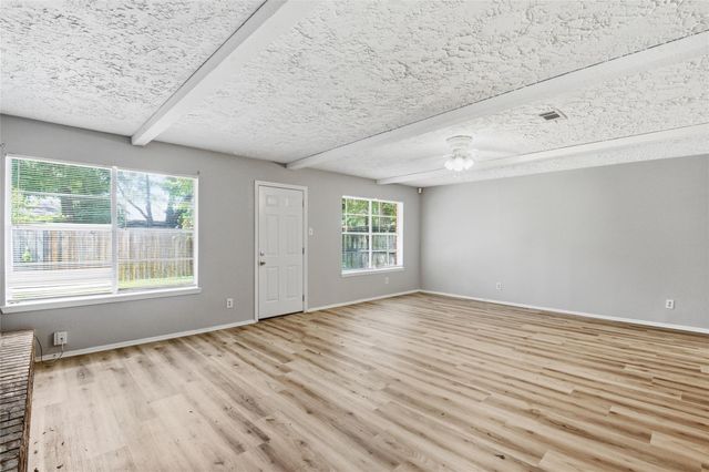 6015 Knotty Post Lane, Spring, TX 77373