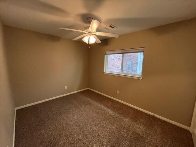 9311 E Lakeside Drive, Magnolia, TX 77354