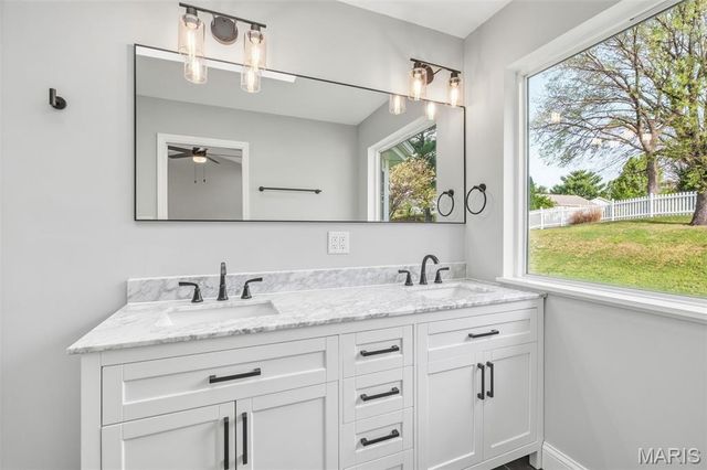 41 McClay Trail Drive, St Peters, MO 63376