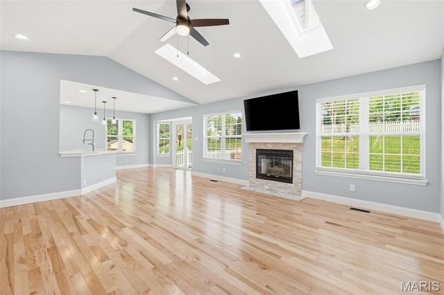 41 McClay Trail Drive, St Peters, MO 63376
