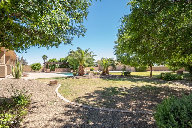 18509 W RANCHO Court, Litchfield Park, AZ 85340