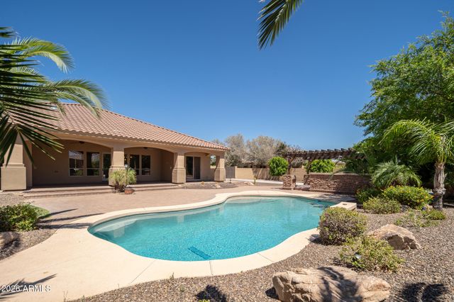 18509 W RANCHO Court, Litchfield Park, AZ 85340